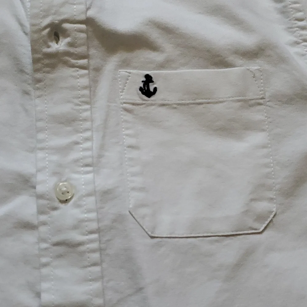 🆕️ GYMBOREE BOYS WHITE SHIRT 🧑